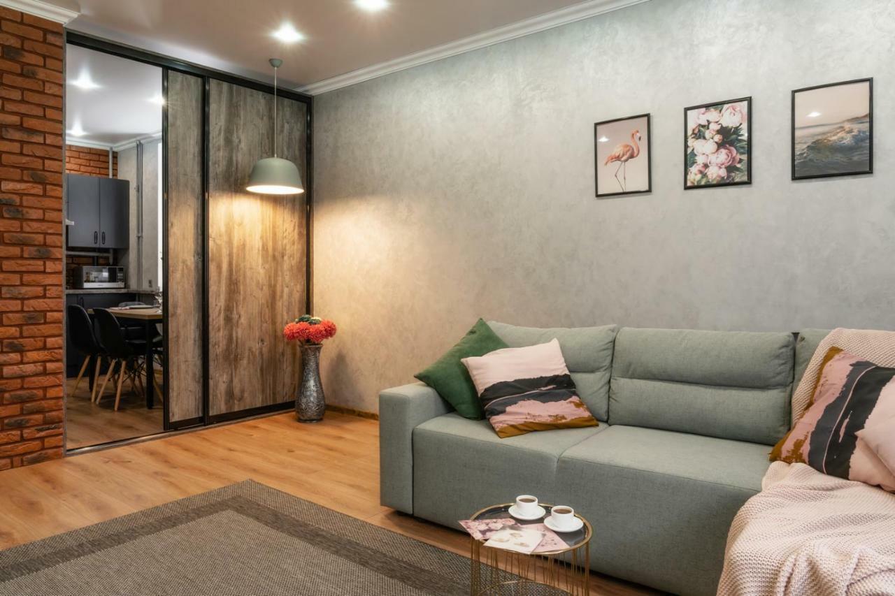 Paulmarie Apartments On Gogolya 39 Babrujsk Exteriör bild