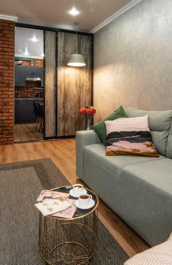 Paulmarie Apartments On Gogolya 39 Babrujsk Exteriör bild